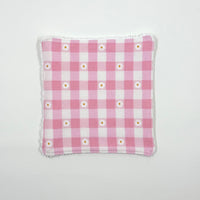Daisy Pink Gingham Make Up Wipes